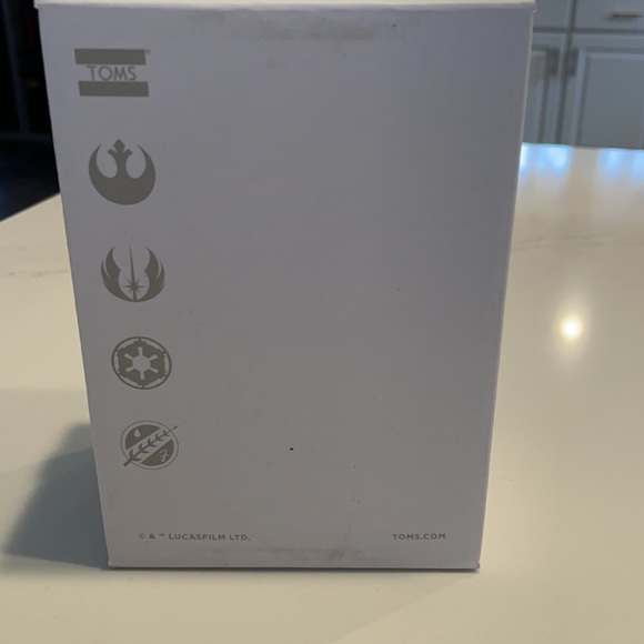 Toms Star Wars X Ewok Print Size 4 NWT - Picture 11 of 11